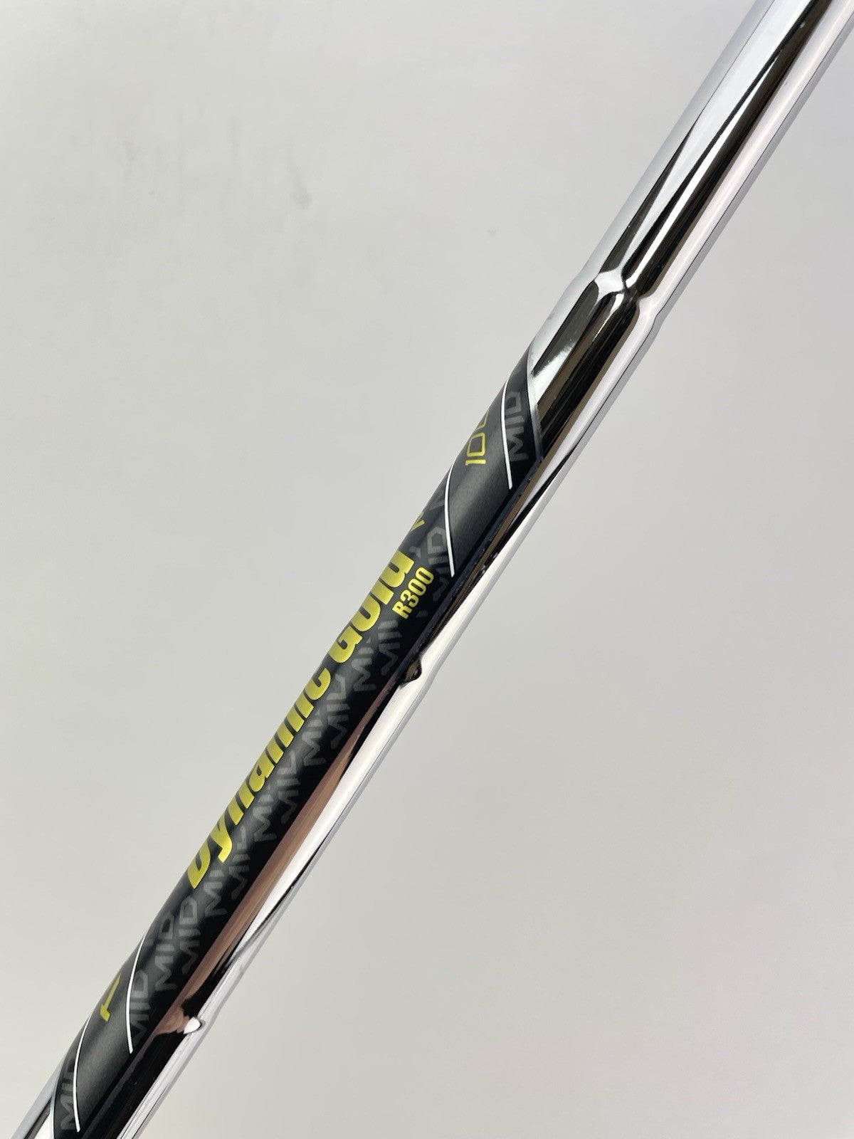 Dynamic Gold Mid 100 Iron Shaft Regular Flex Steel 35.25 /0.355 Tapered /261966
