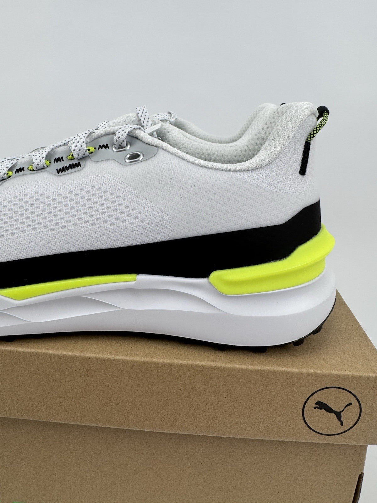 Puma IGNITE Elevate X Golf Shoes Mens Size UK 9 White Black Safety Yellow/318492
