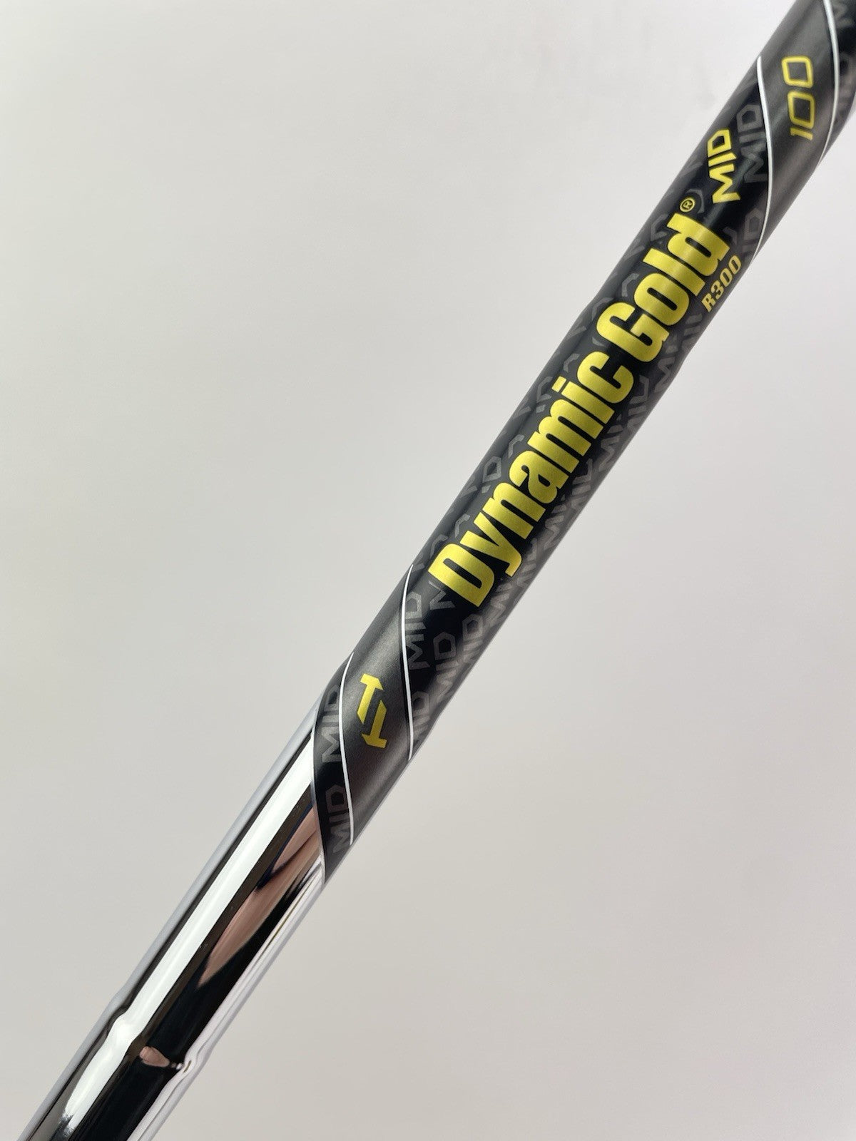 Dynamic Gold Iron Shaft Mid 100 Regular Flex Steel 35.5 /0.355 Tapered /261921