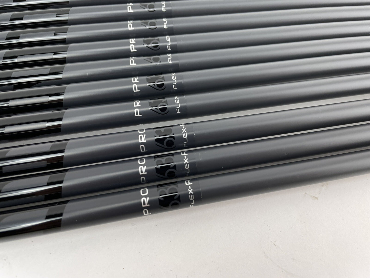 Fujikura Pro 63i Iron Shaft Set (10) Regular Flex Graphite/0.370 Parallel1