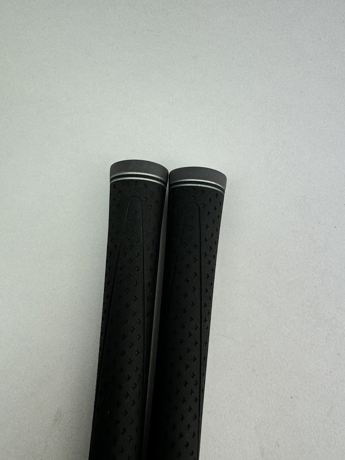 Callaway Golf Grips (2) Men’s Standard /Black /Grey /Pulled /341703