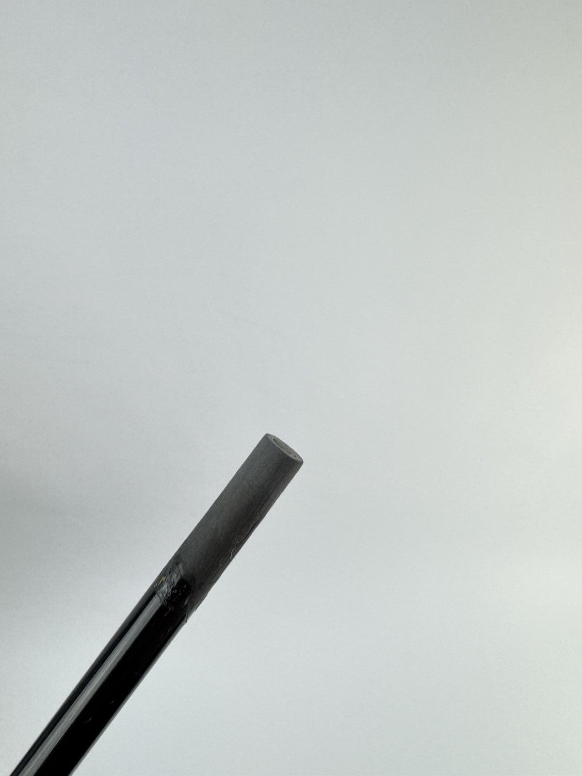 Fujikura Atmos Iron Shaft Regular Flex Graphite 36” /0.355 Tapered /3059410