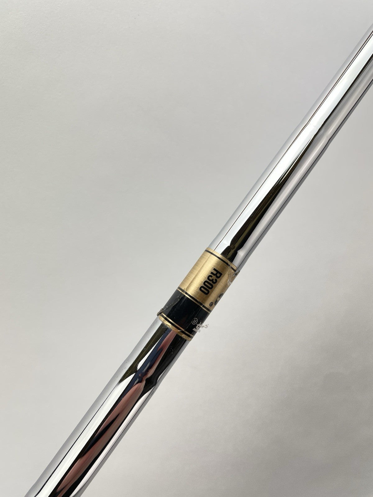 Dynamic Gold R300 Iron Shaft Regular Flex Steel 35” /0.355 Tapered /341828