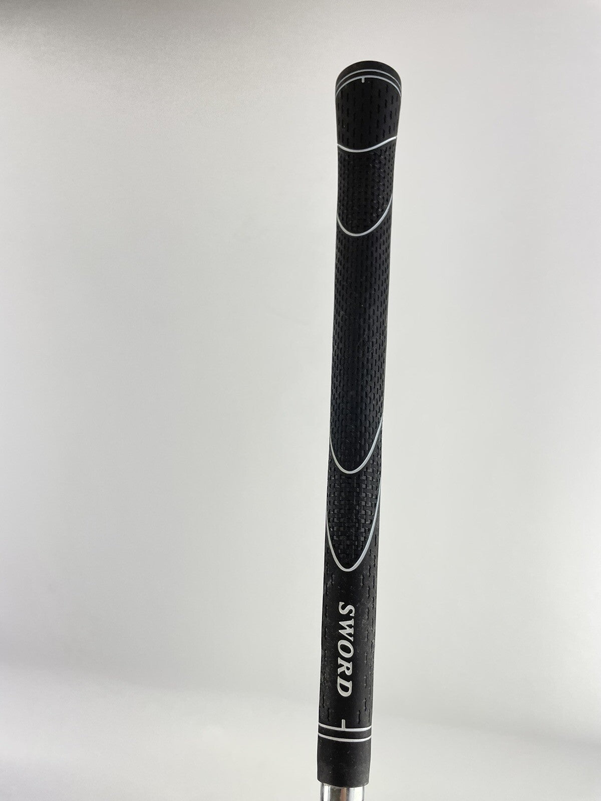 Wilson Golf 6 Iron Deep Red II Regular Steel /Right /New Grip /950016