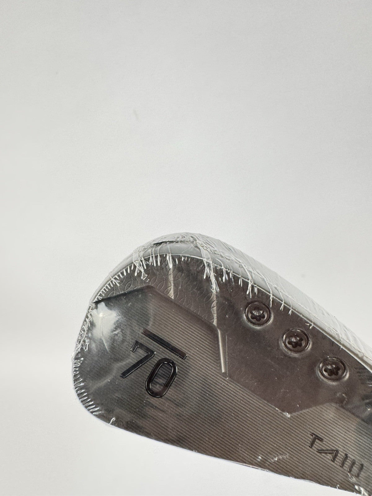 Sub70 TAII 4 Iron Blackout Forged Diamana Stiff Graphite /Right /Mid Grip /356273