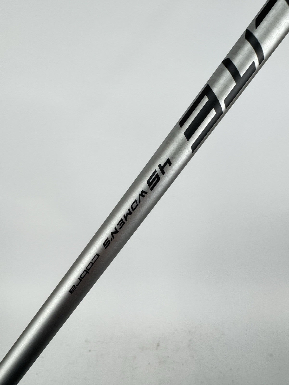 Cobra Ladies 8 Iron Air X 2.0 Ultralite Women’s Graphite /Right /New /3444010