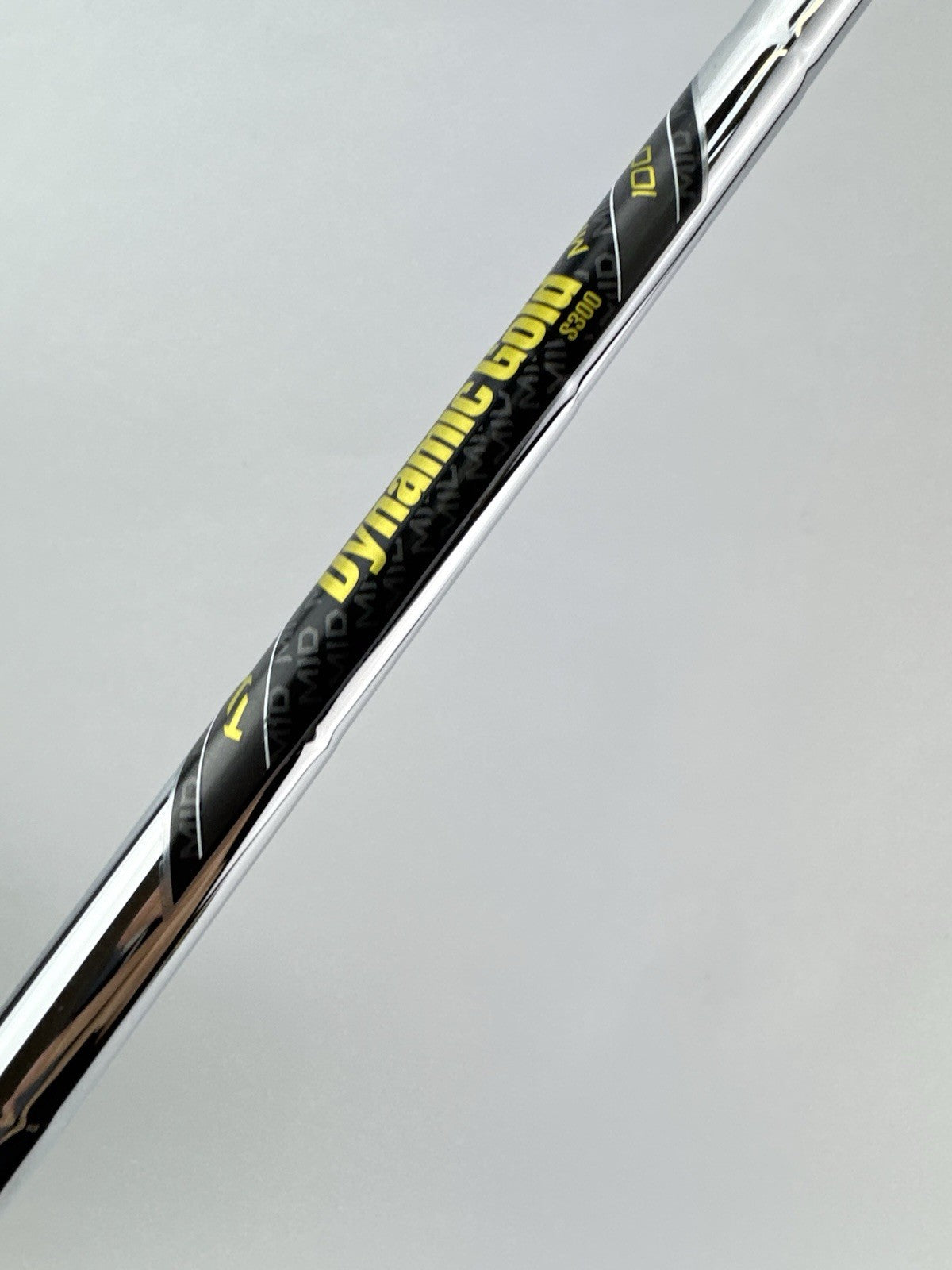 Dynamic Gold 100 Iron Shaft Mid S300 Stiff Flex Steel 35.25”/0.355 Tapered/270185