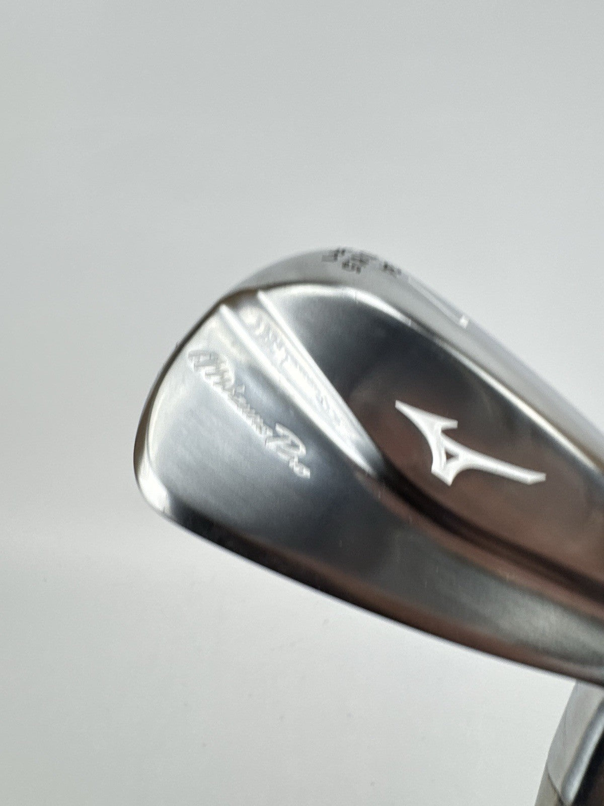 Mizuno Pro 241 7 Iron KBS Tour Stiff Flex Steel +1/2” /Right Handed /Demo /314533