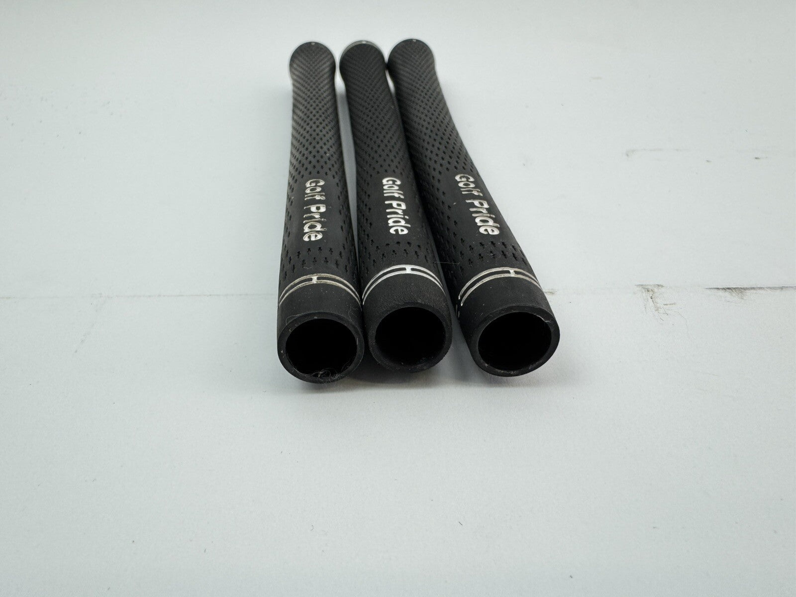 Golf Pride Tour Velvet Grips (3) Men’s Standard /Black /Pulled /215365