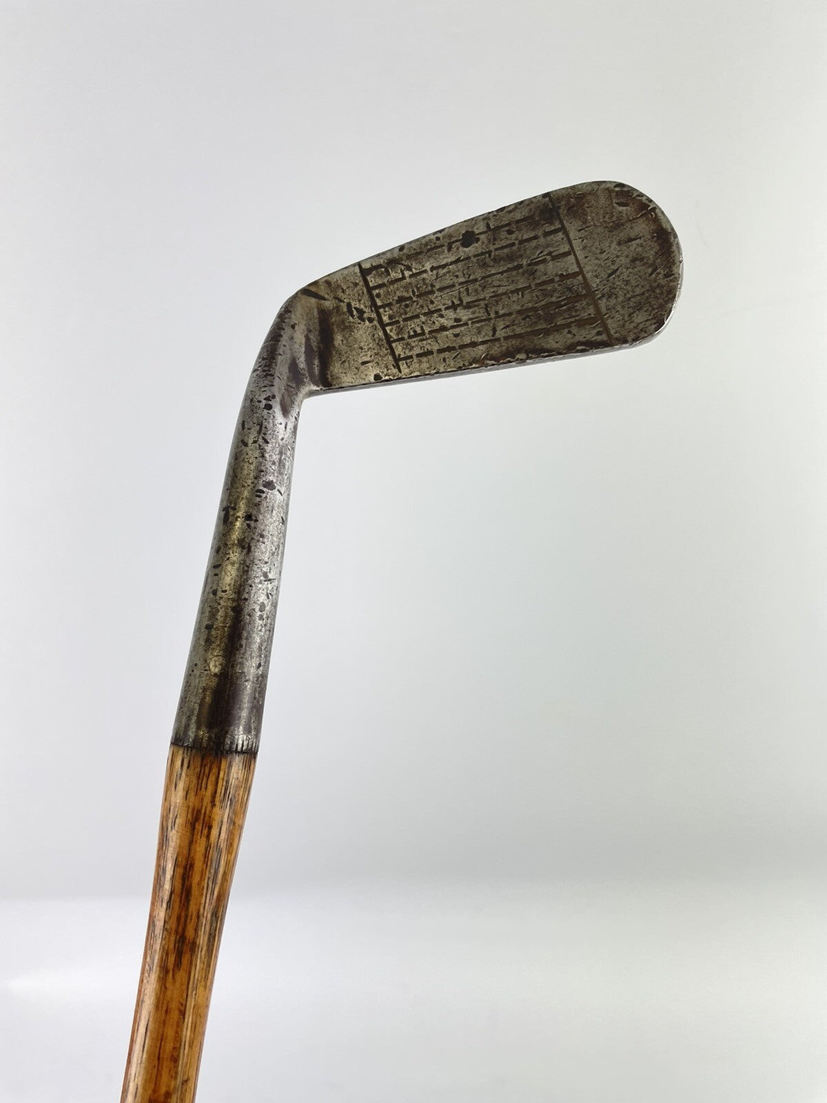 Hickory Golf Club Putter 33” Blade Made in England /Right Handed /24885