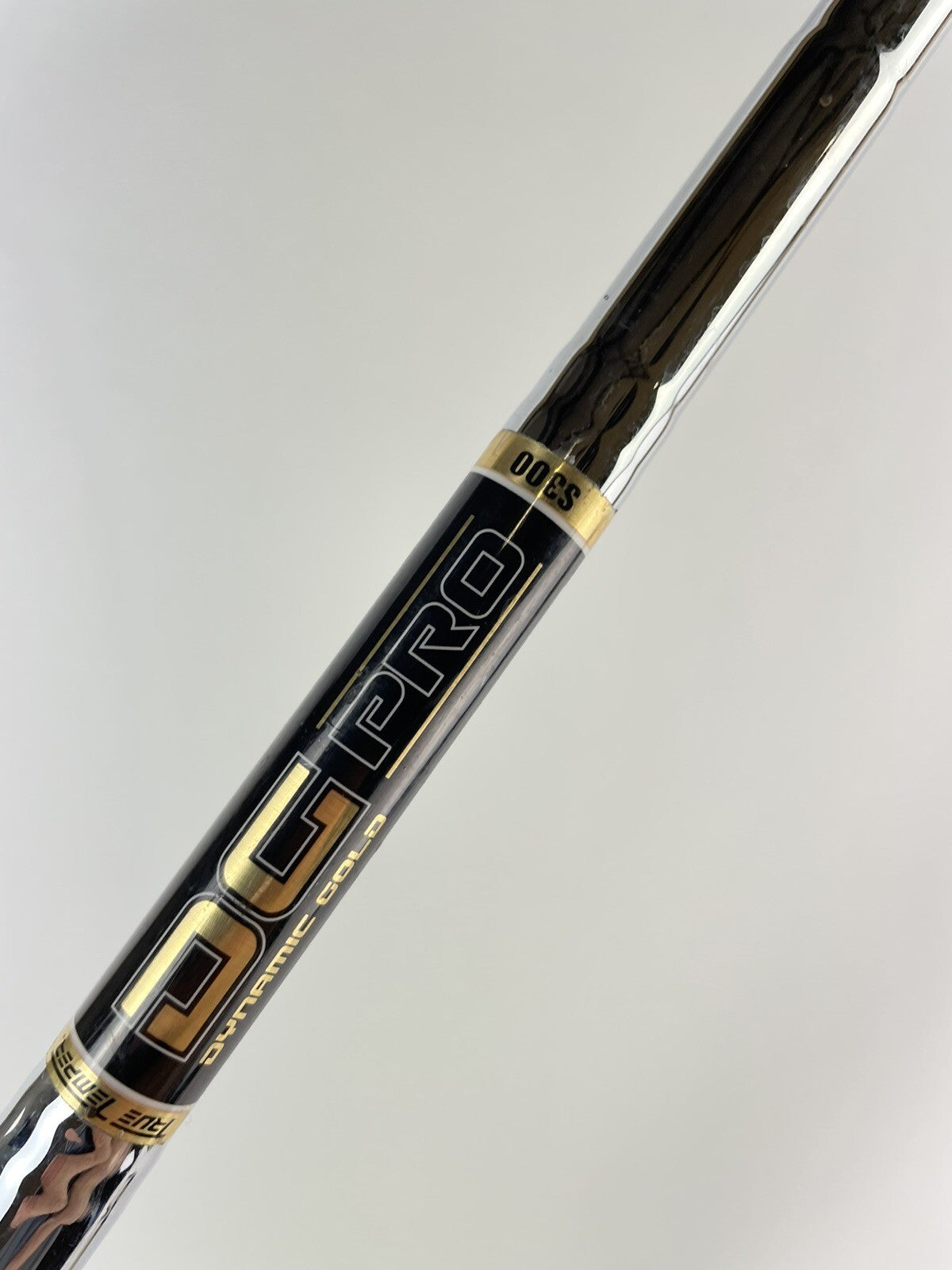 Dynamic Gold Pro Iron Shaft S300 Stiff Flex Steel 35.5" /0.355 Tapered /138722