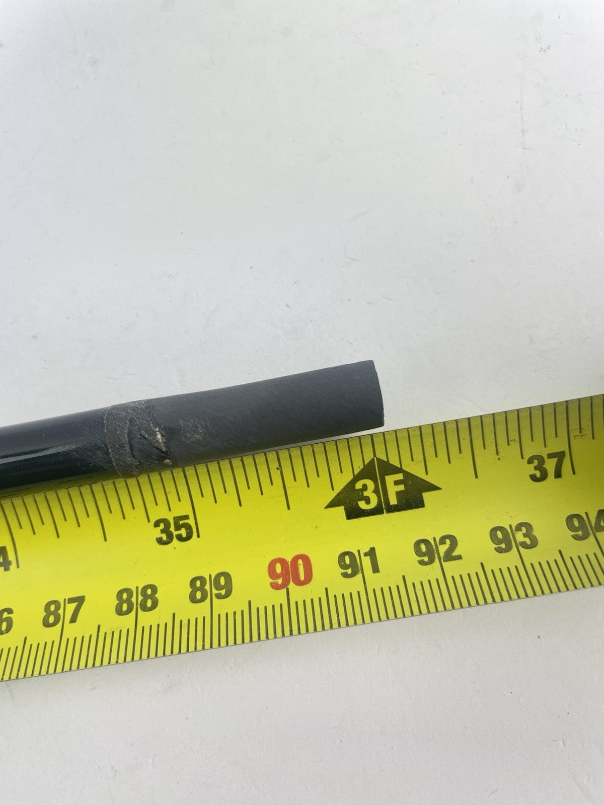 Fujikura Atmos Iron Shaft Regular Flex Graphite 36” /0.355 Tapered /3011211