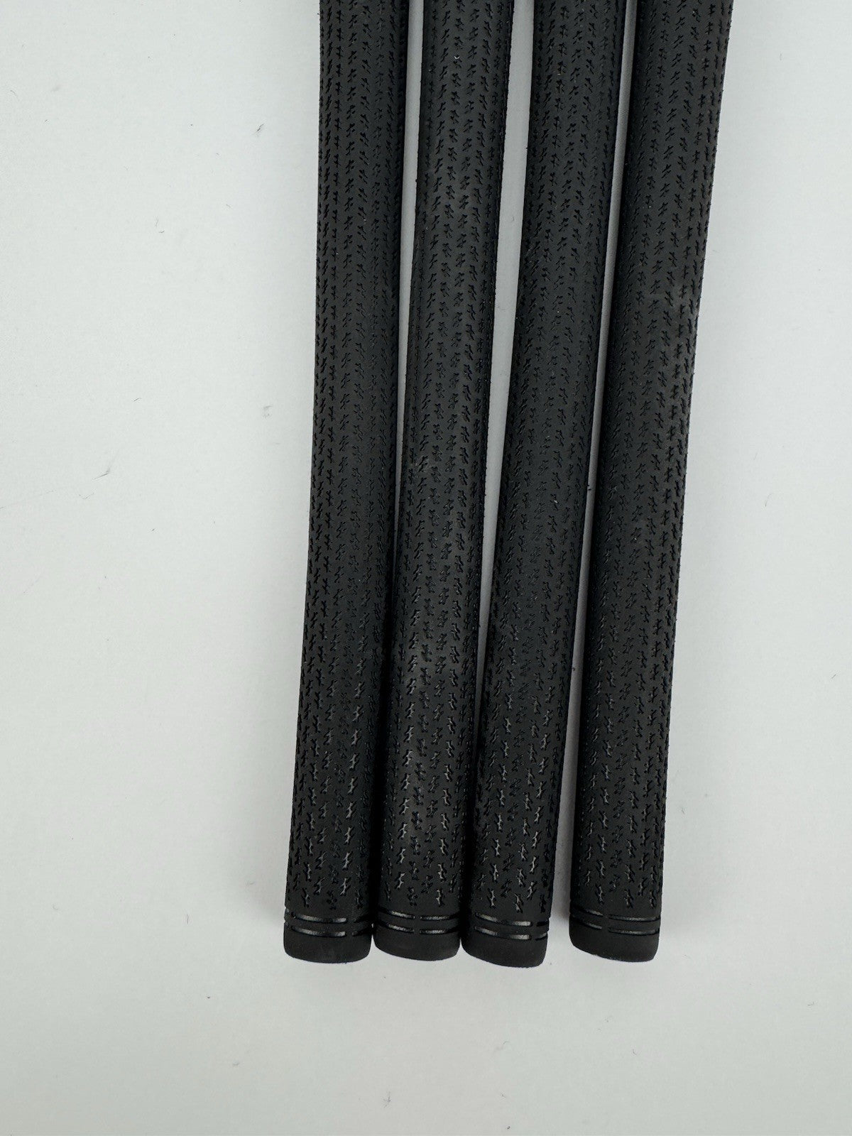 Lamkin Crossline 360 Golf Grips (4) Mens Standard /Black/White /Pulled /313621