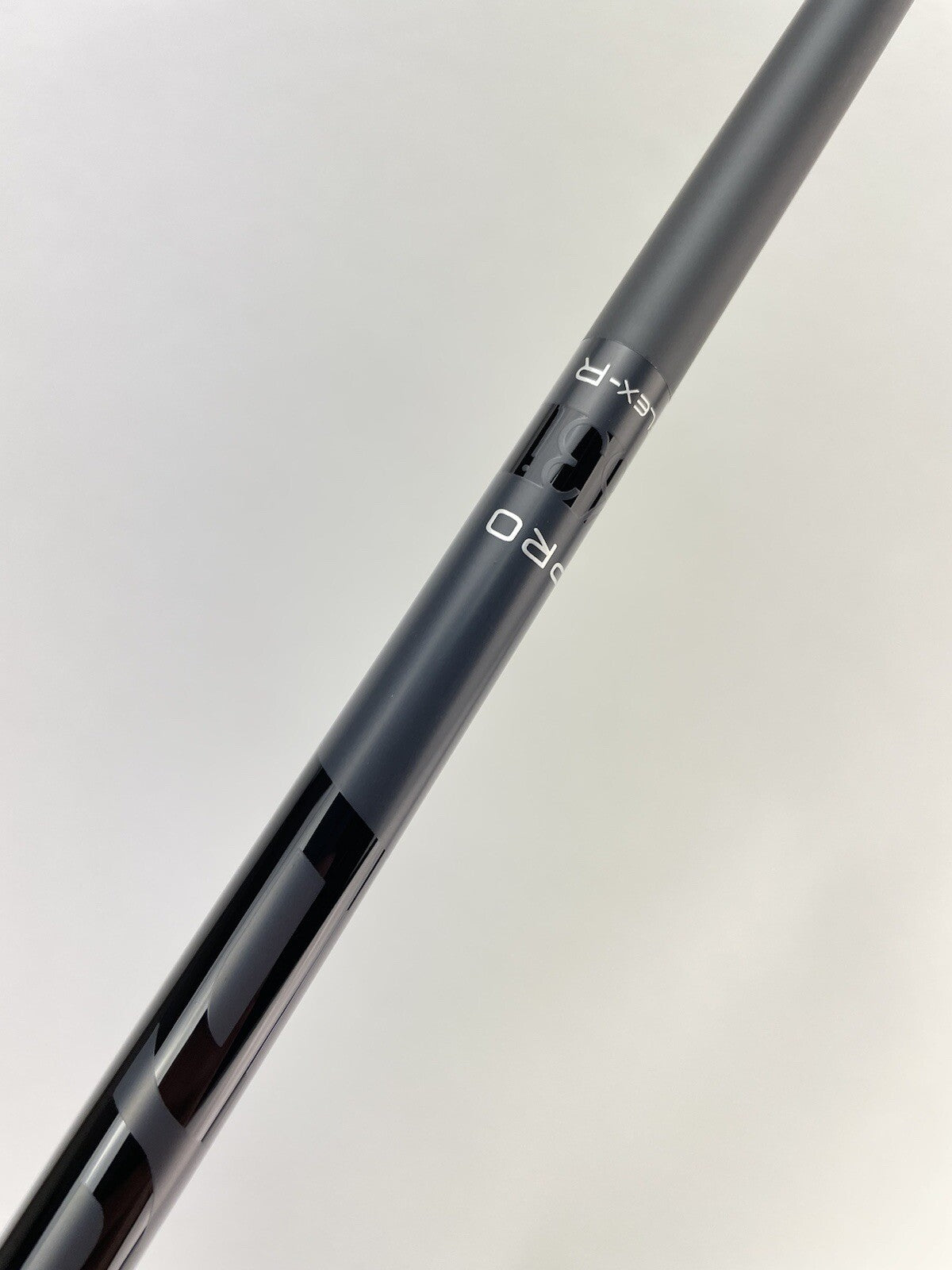 Fujikura Pro Iron Shaft 63i Regular Flex Graphite /0.370 Parallel /42”/New Uncut7