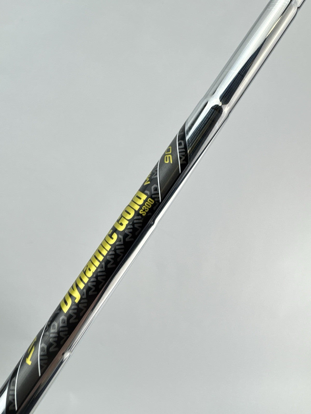 Dynamic Gold Mid 90 Iron Shaft Stiff Flex Steel 35.5” /0.370 Parallel /305756