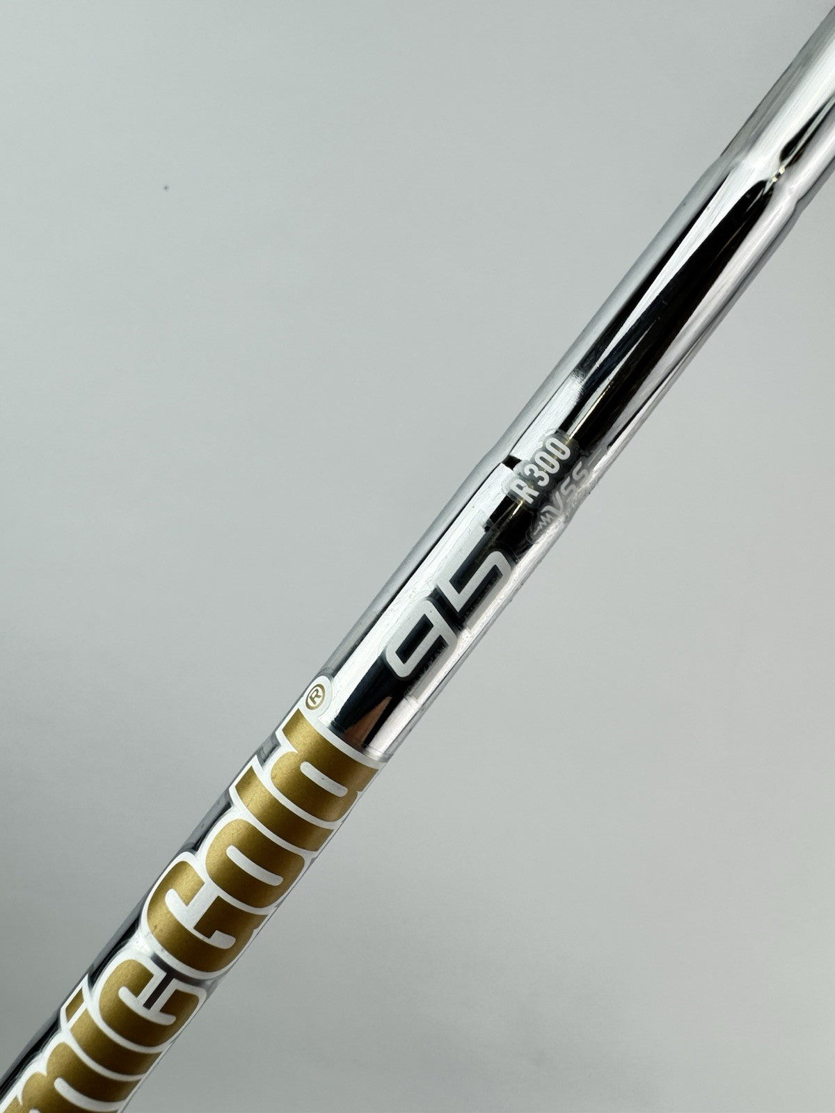Dynamic Gold 95 Iron Shaft VSS Pro R300 Regular Steel 35.25”/0.355 Tapered/290134