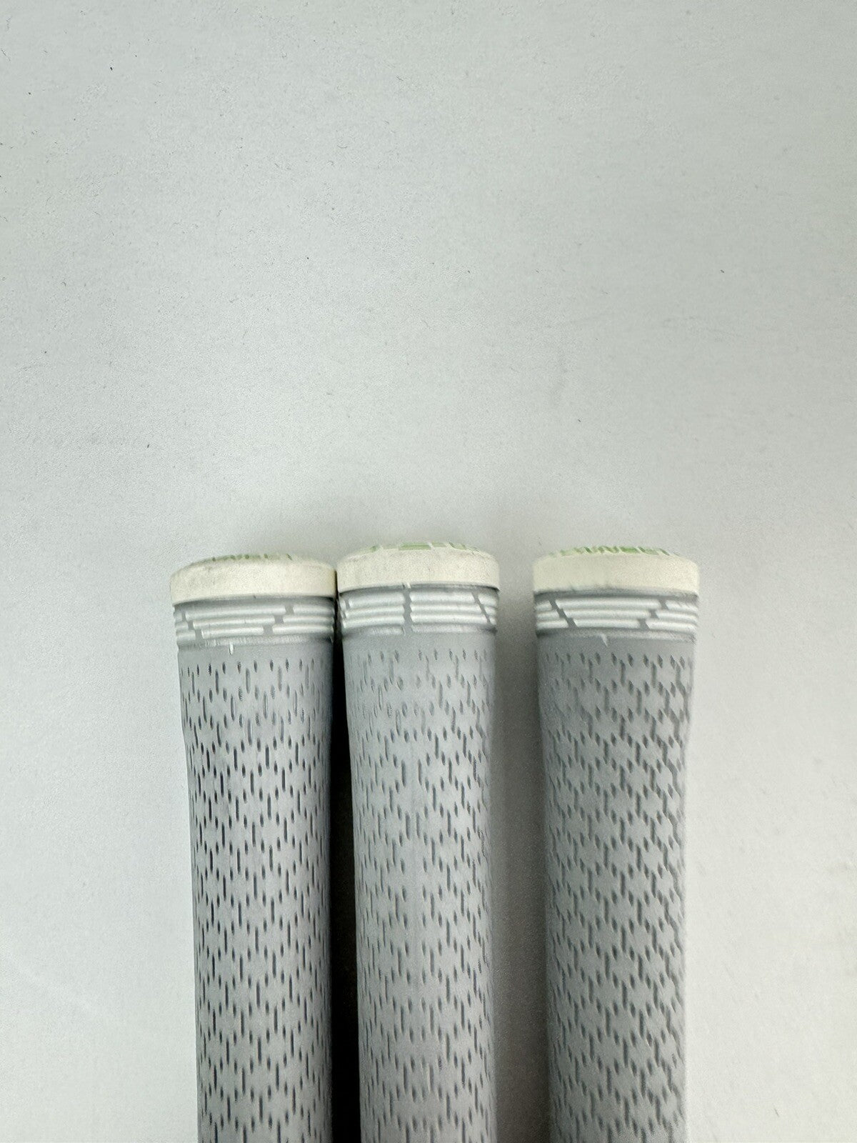 Lamkin Womens Golf Grips (3) Cobra Connect Compatible /Grey /New /192133