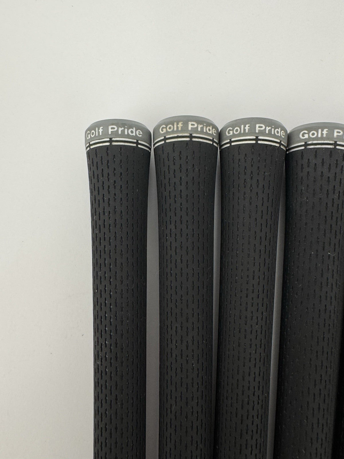 Golf Pride Tour Velvet 360 Soft Grips (8) Men’s Standard /Pulled /356083