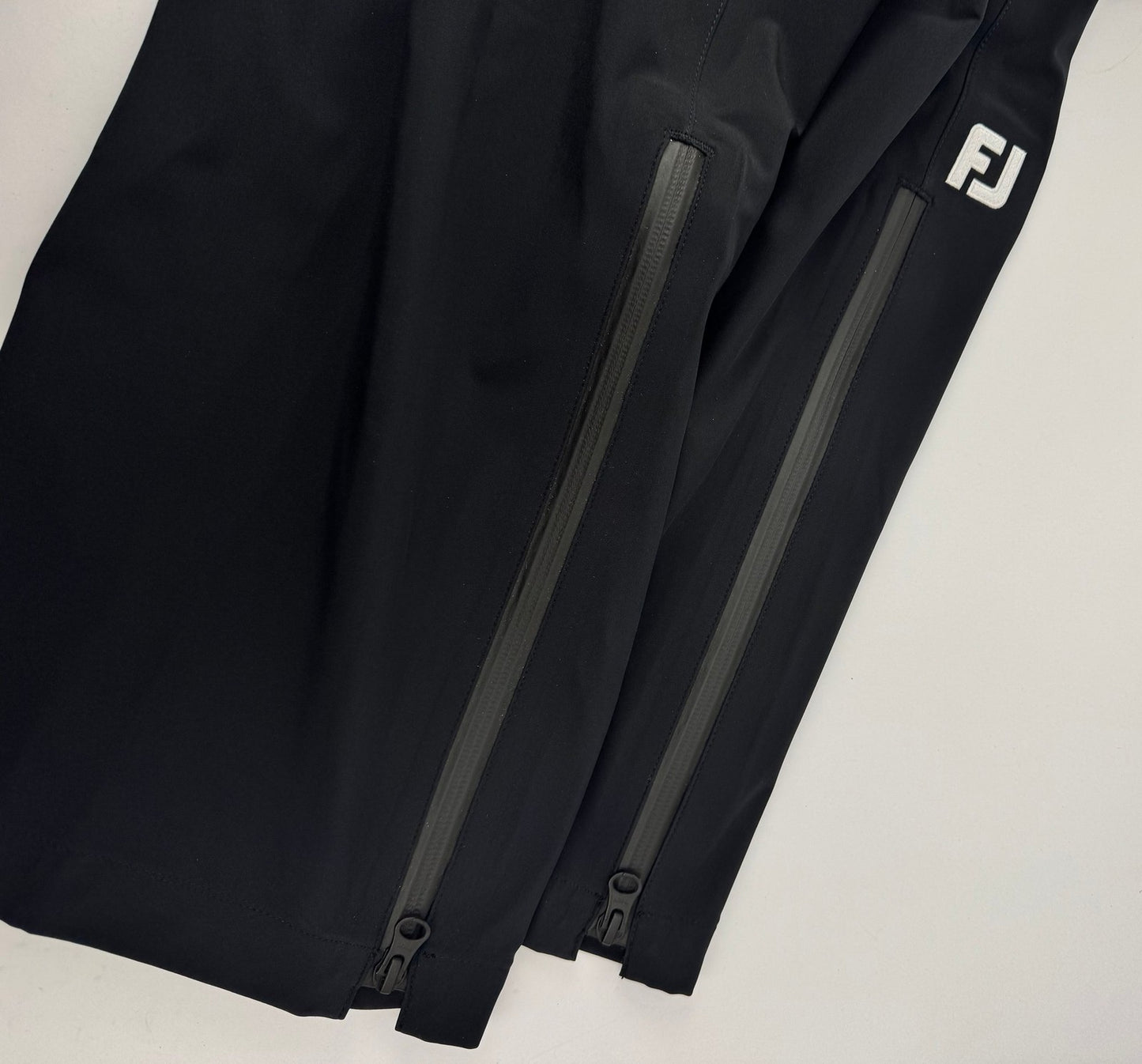 FootJoy HydroTour Trousers Men's 2XL Black Water Repellent Golf Pants/334457