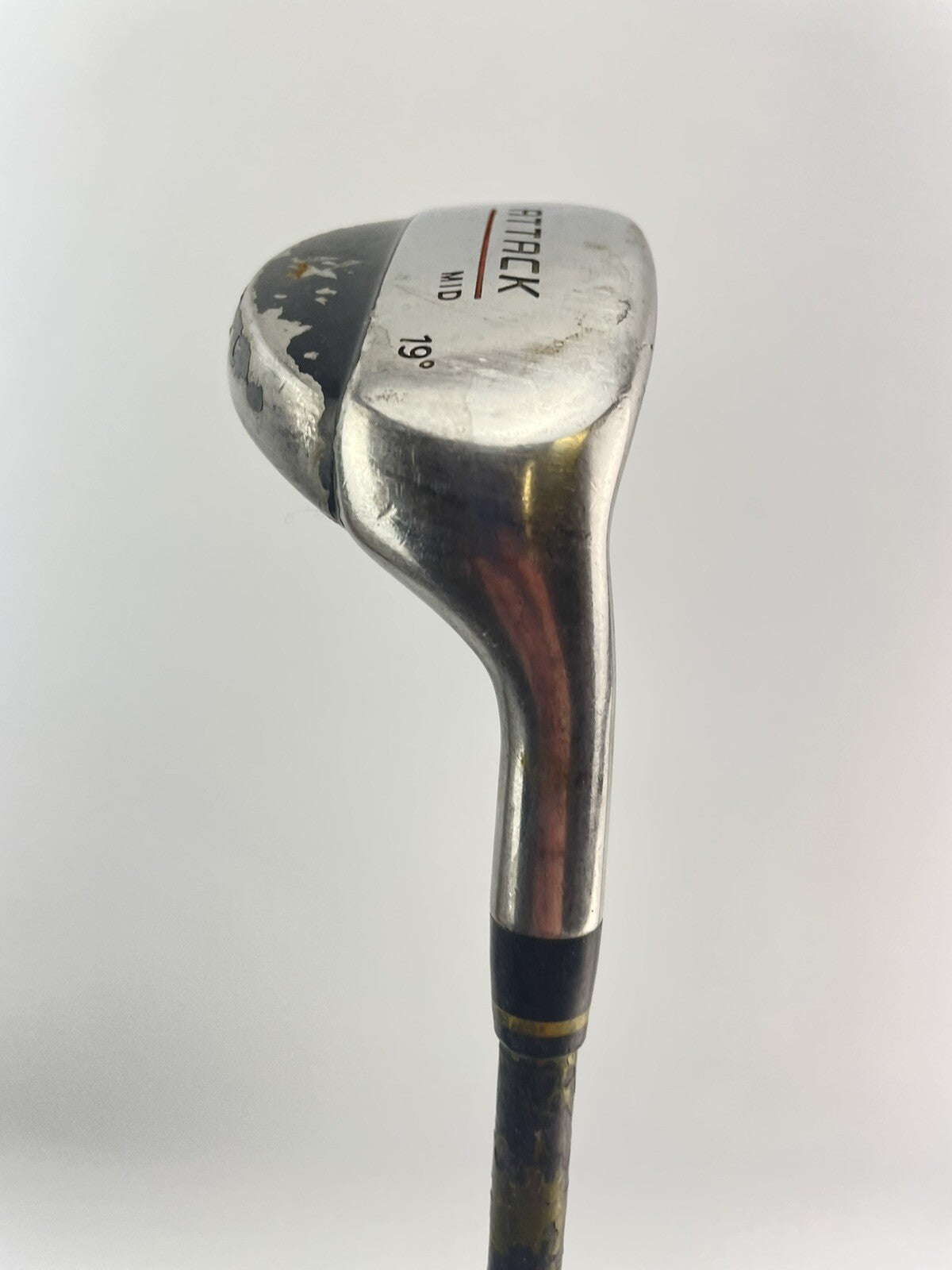 Mens Golf Hybrid 19* Attack Mid Regular Flex Graphite /Right /New Grip /215752