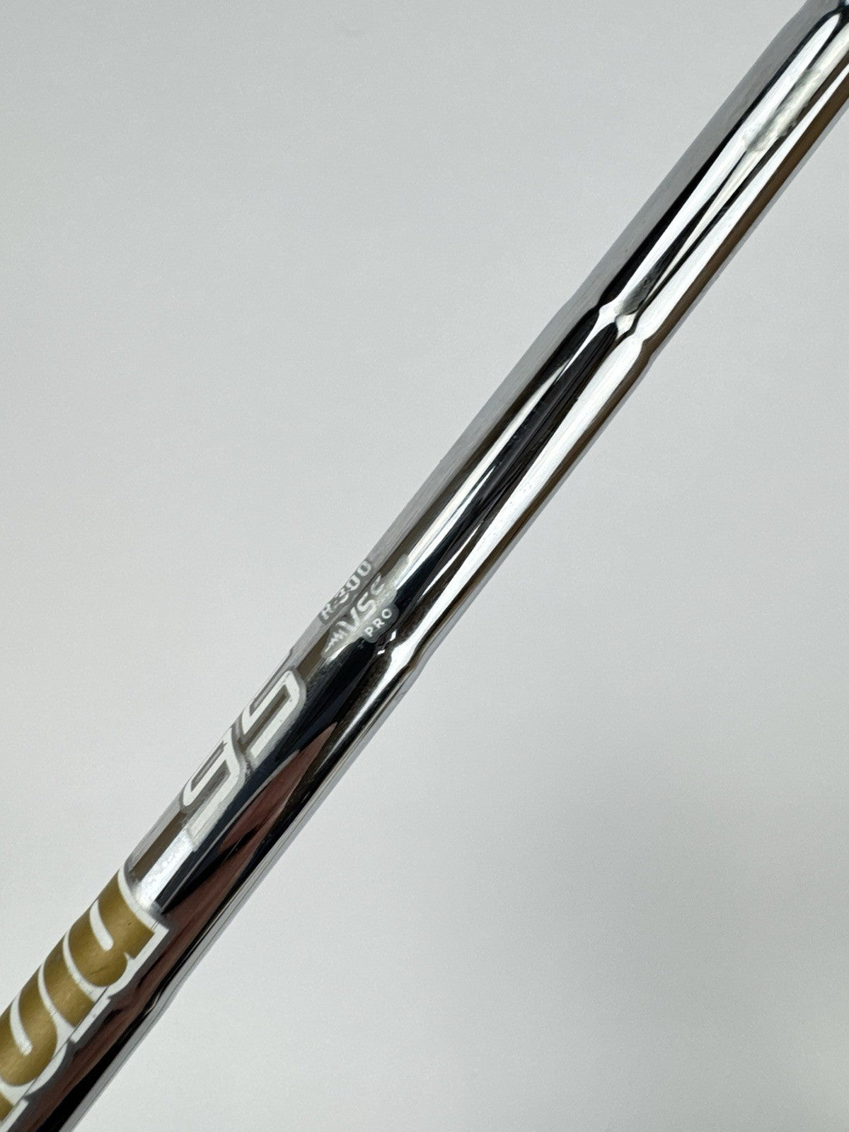 Dynamic Gold 95 Iron Shaft VSS Pro R300 Regular Steel 36.25"/0.355 Tapered/332217