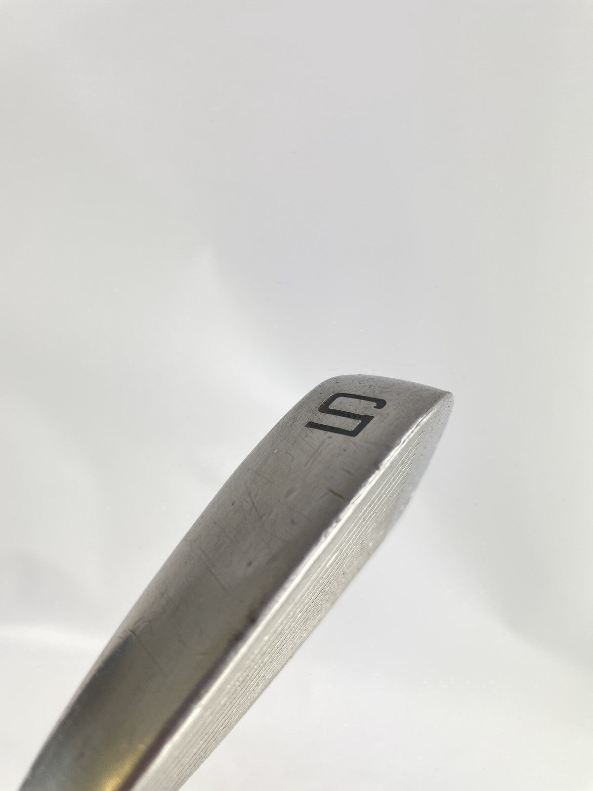 MDD Golf 5 Iron Offset 28* Boron Graphite Stiff Flex /Right /New Grip /84789