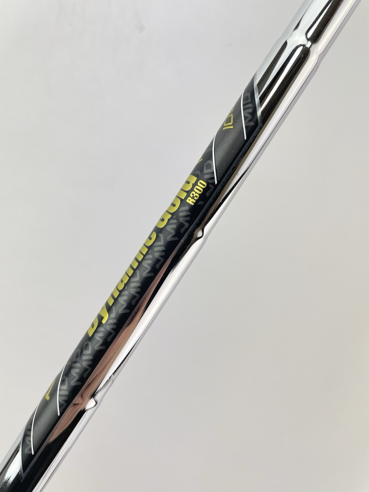 Dynamic Gold Mid 100 Iron Shaft Regular Flex Steel 35.25 /0.355 Tapered /261967