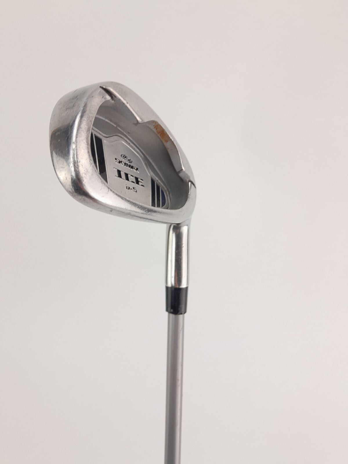 Ladies 4 Iron Skymax Ice ix-5 Ladies Graphite /Right Handed /New Grip /1630112