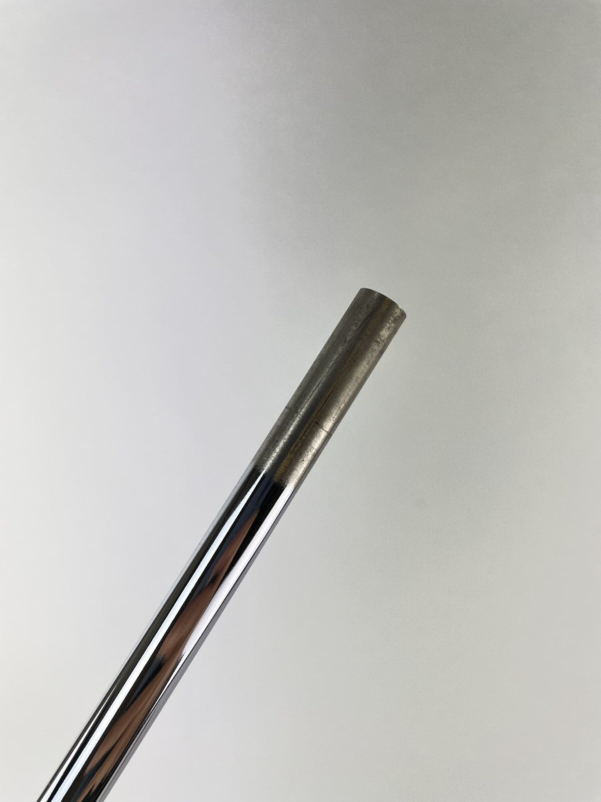 KBS $-Taper Lite Iron Shaft X Flex Steel 35.75”/Lamkin /0.370 Parallel/130275