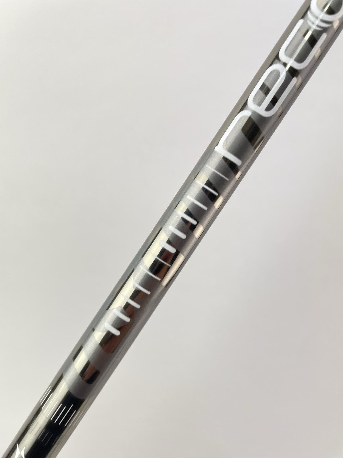 UST Recoil 95 Iron Shaft F4 Stiff Flex Graphite 35.5 /0.355 Tapered /315523