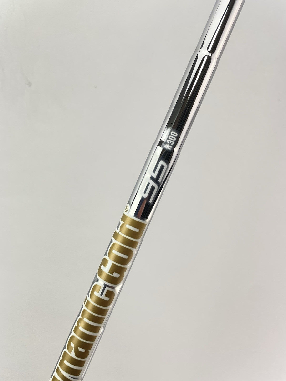 Dynamic Gold 95 Iron Shaft R300 Regular Flex Steel 36.25 /0.355 Tapered /257805