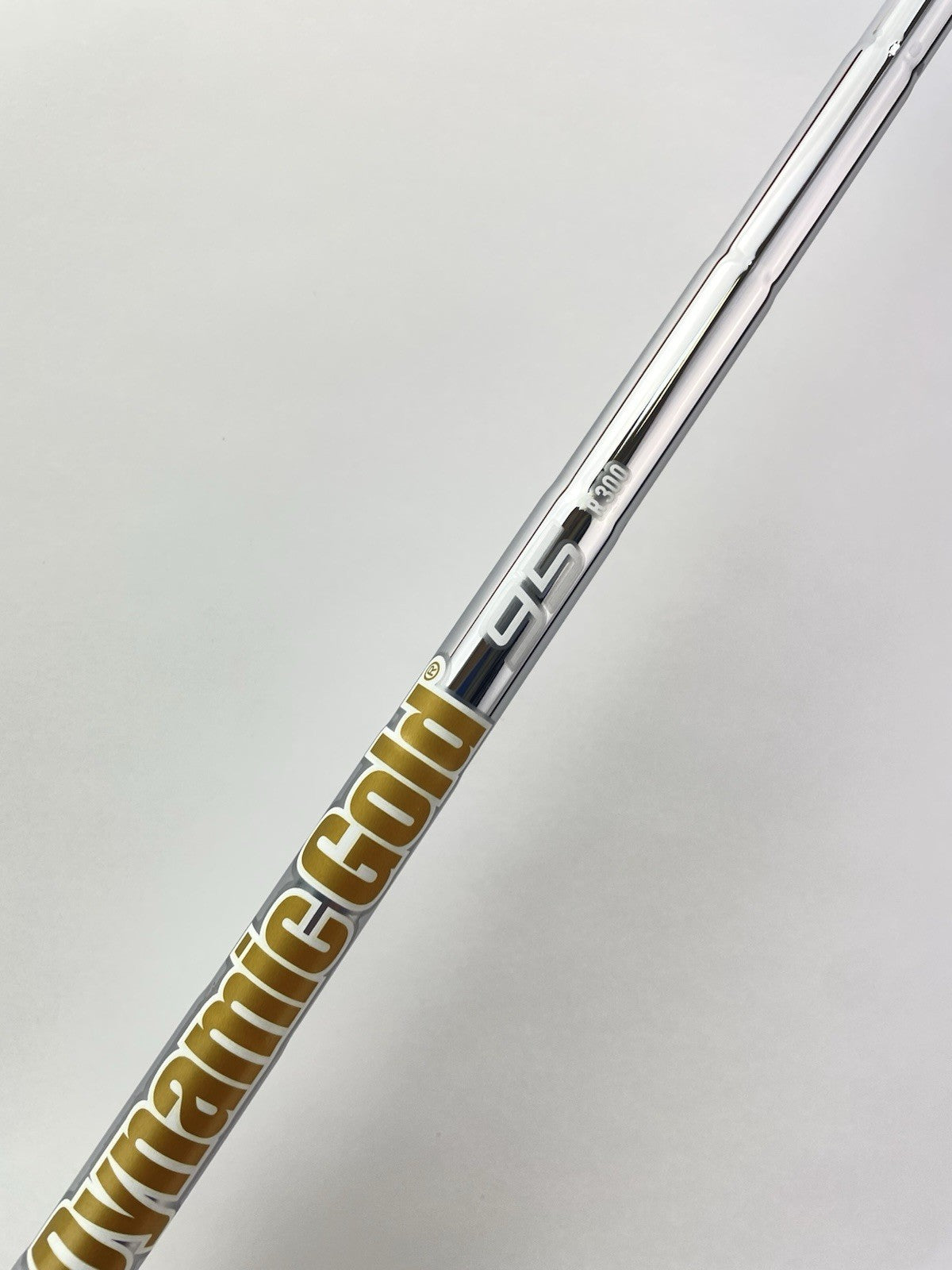 Dynamic Gold 95 Iron Shaft R300 Regular Flex Steel 35.75 /0.355 Tapered /235704
