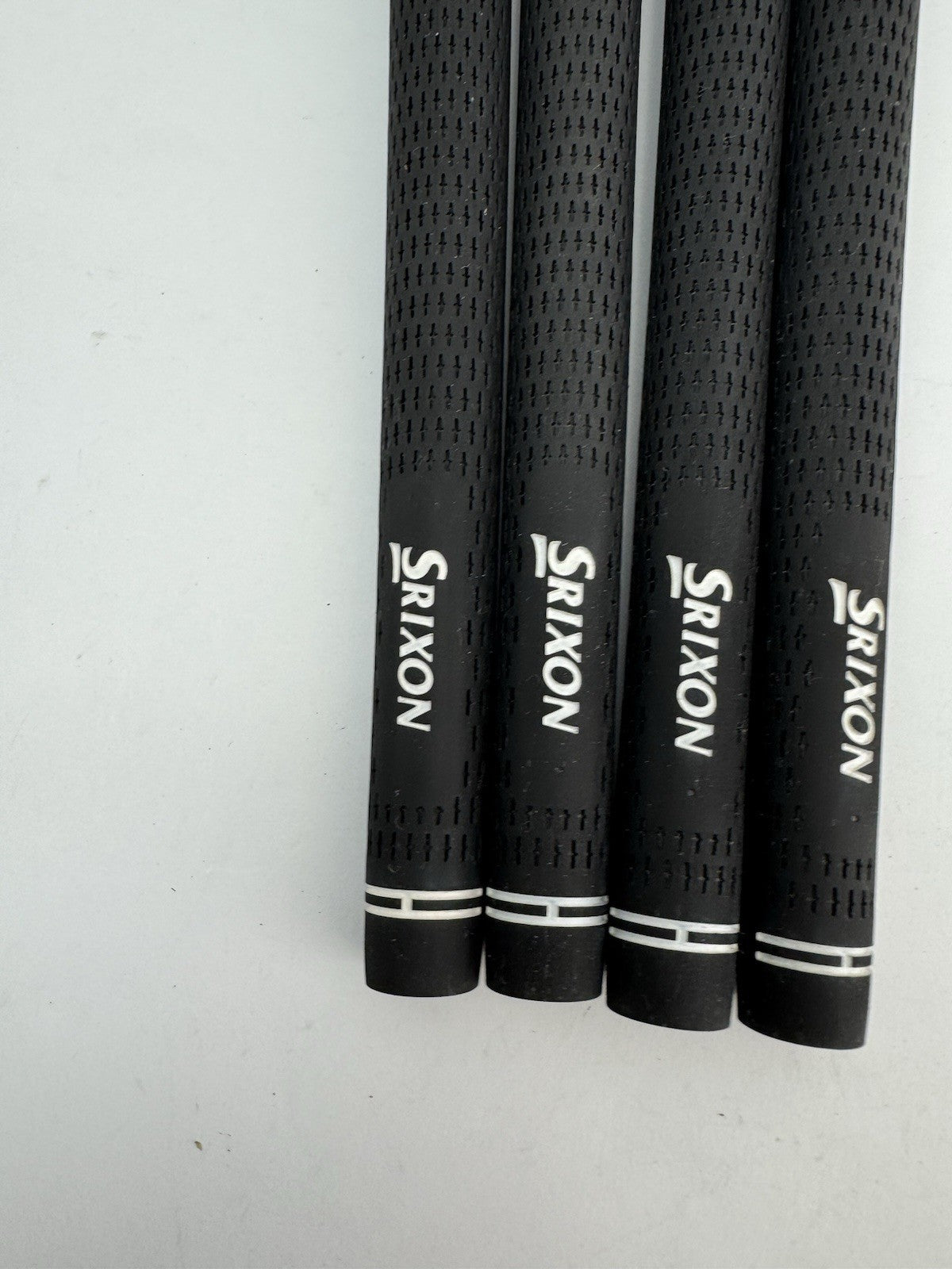 Golf Pride Srixon Grips (4) Tour Velvet Mens Standard /Black /Pulled /292822