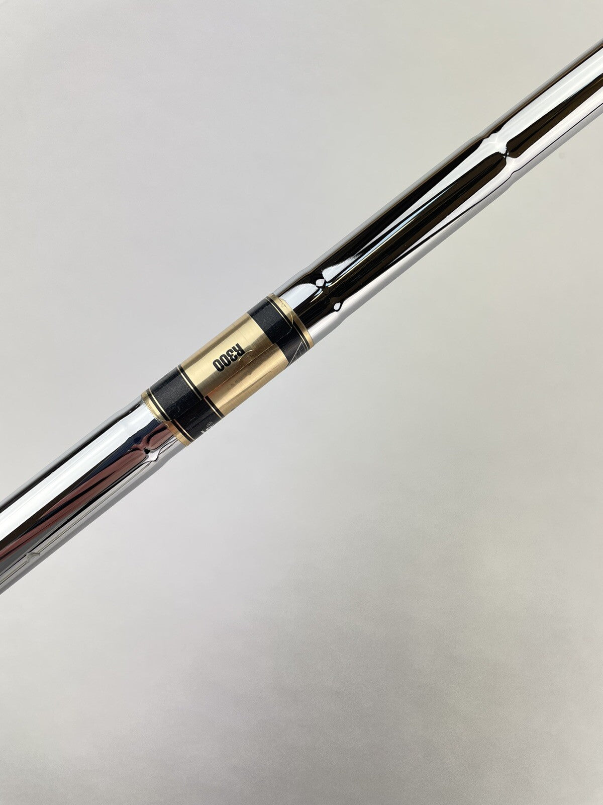 Dynamic Gold HL Iron Shaft R300 Regular Flex Steel 35.75” /0.355 Tapered/205937