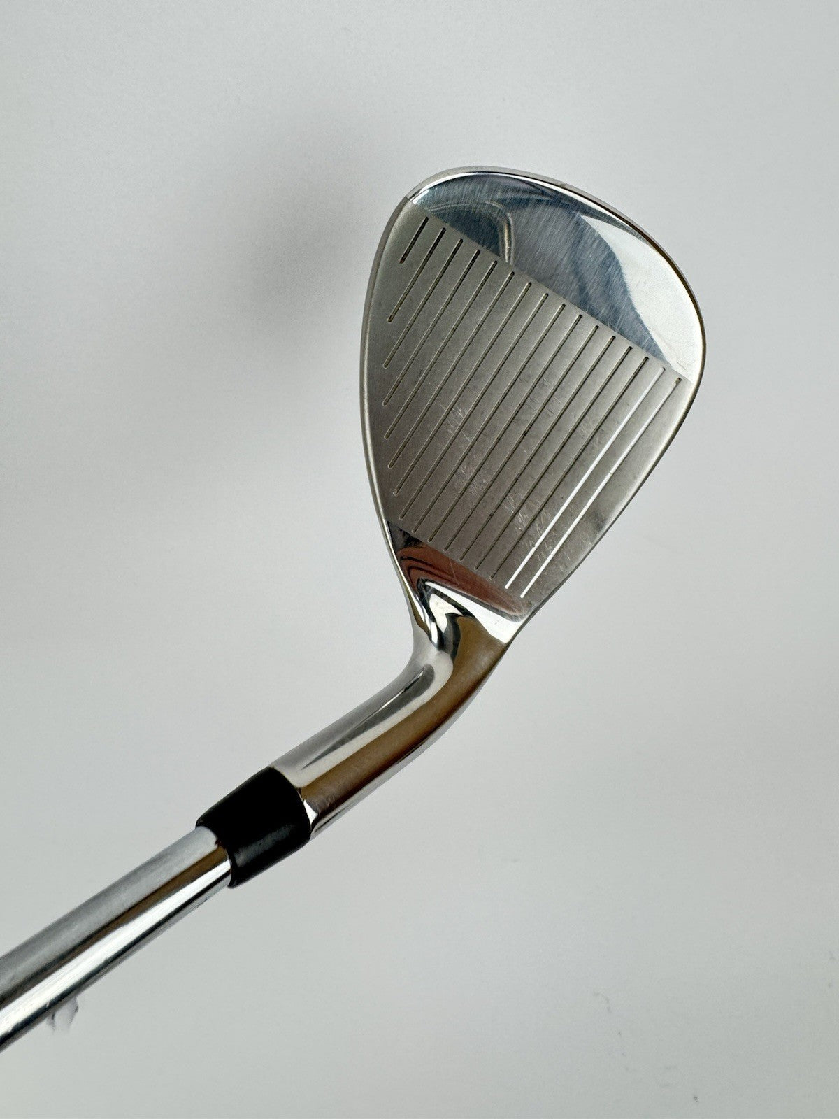 Callaway Mavrik Sand Wedge Left Handed Elevate 105 Regular Steel /Mid Grip/325998