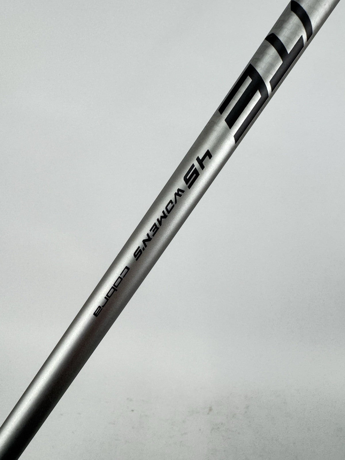 Cobra Ladies 9 Iron Air X 2.0 Ultralite Women’s Graphite /Right /New /3444111