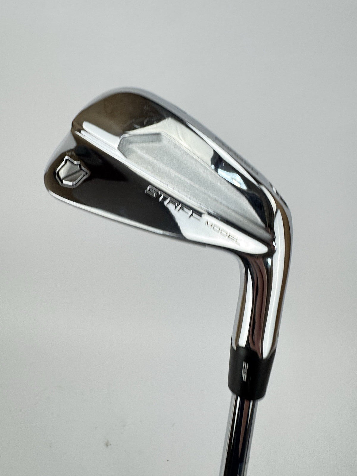 Wilson Staff Model 7 Iron Forged Blade KBS $-Taper Lite 100 Stiff Steel /339651