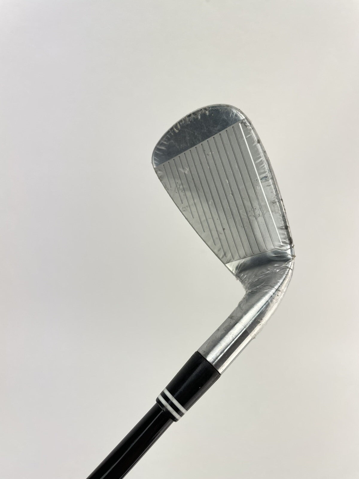 Cleveland 588MT Gap Wedge Left Handed Wedge Flex Graphite /New /163647