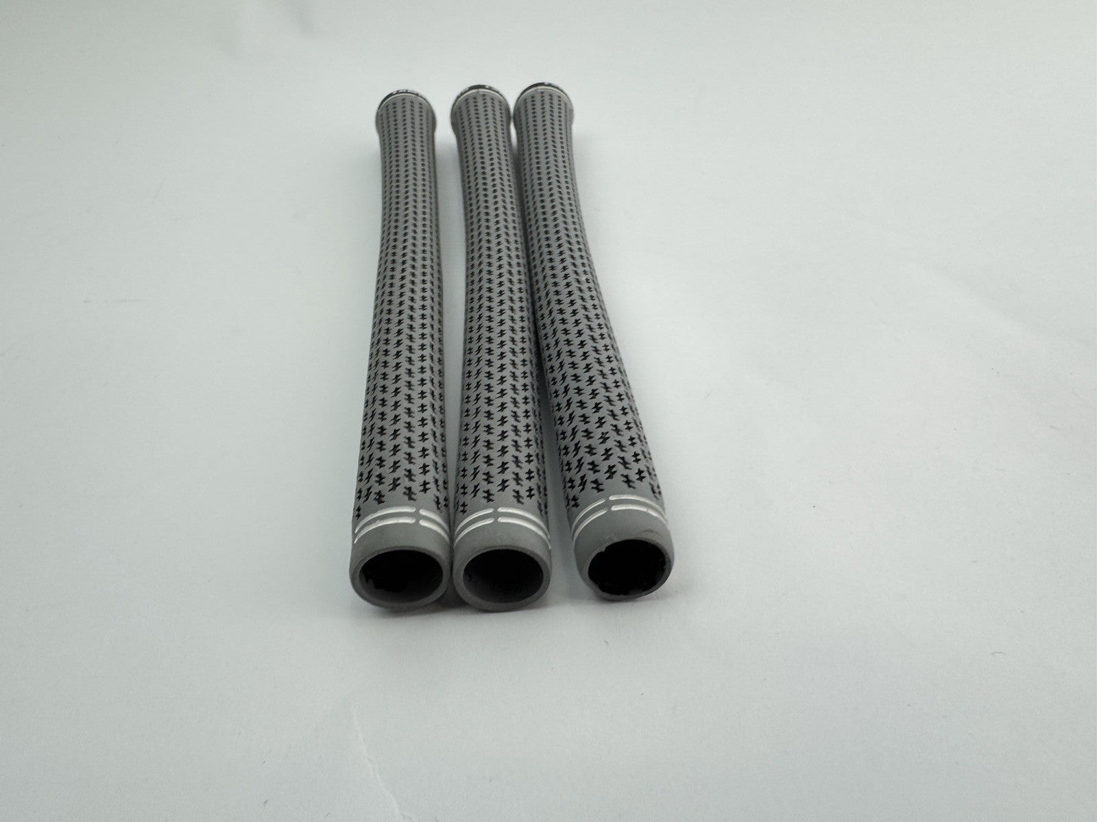 Lamkin Crossline 360 Ladies Golf Grips (3) Undersize /Grey/Black /343757