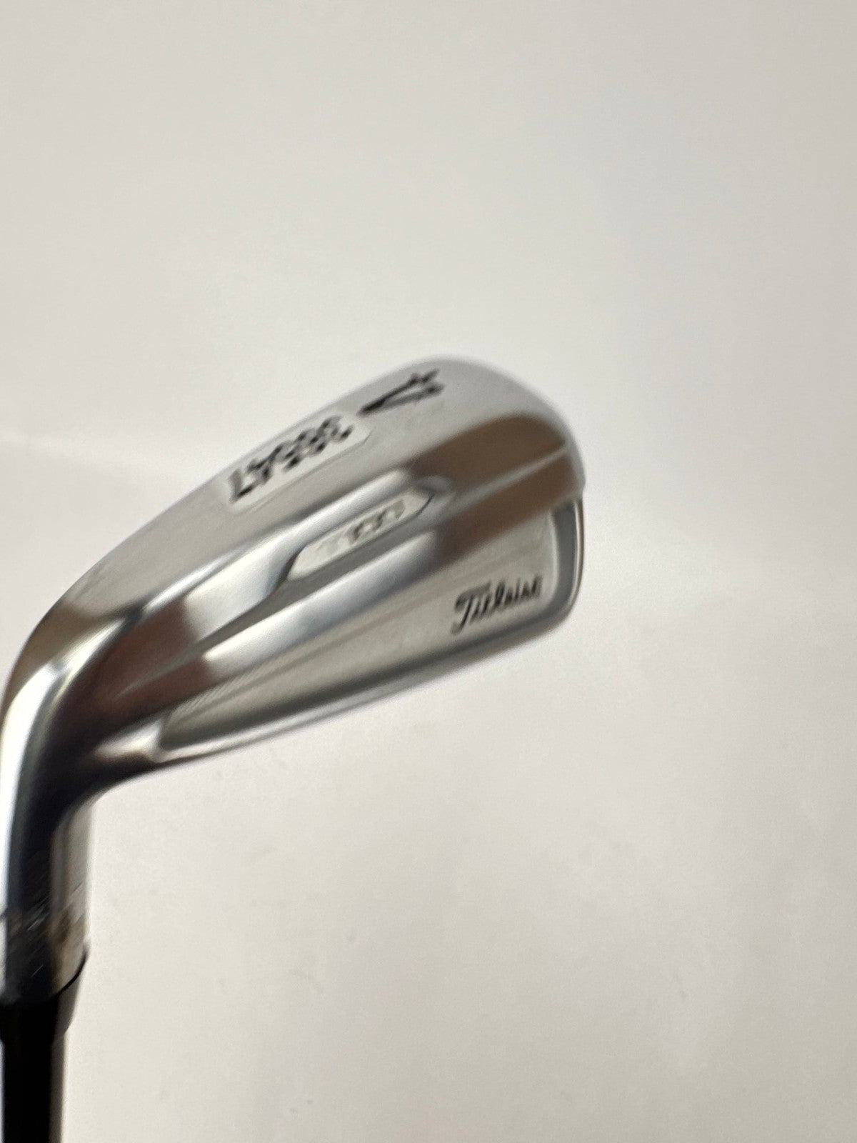 Titleist T100 4 Iron Stiff Flex Graphite Tensei Blue Left Handed Used/365475