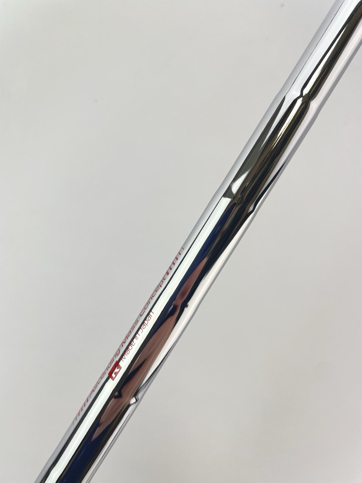Nippon AMC 880 Iron Shaft Regular Flex Steel 35.25 /0.355 Tapered /265467