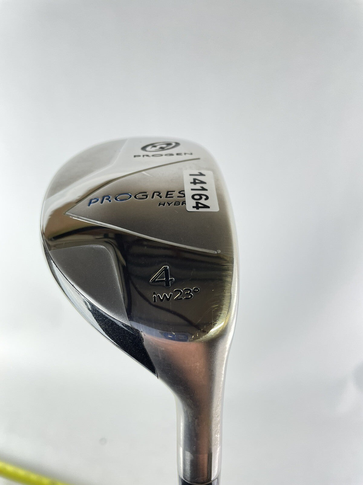 Progen 4 Hybrid 23* Progress Regular Graphite /Right Handed /New Grip /1416411