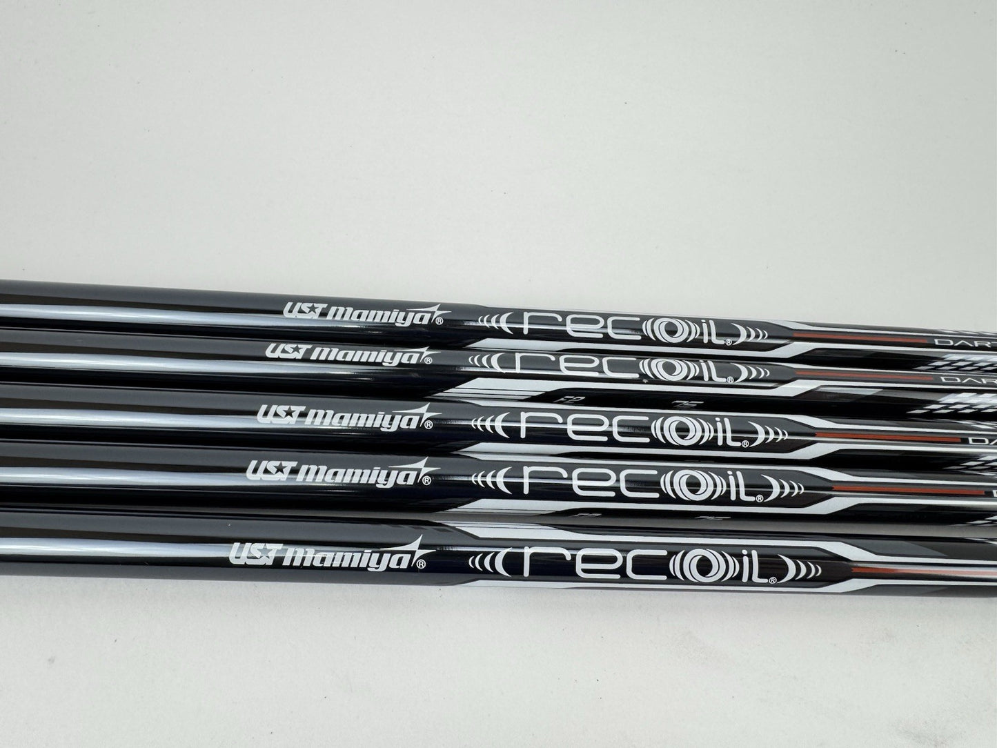 UST Recoil Dart Iron Shaft Set (5) 75 F2 Senior Graphite 41” /0.370 Parallel2