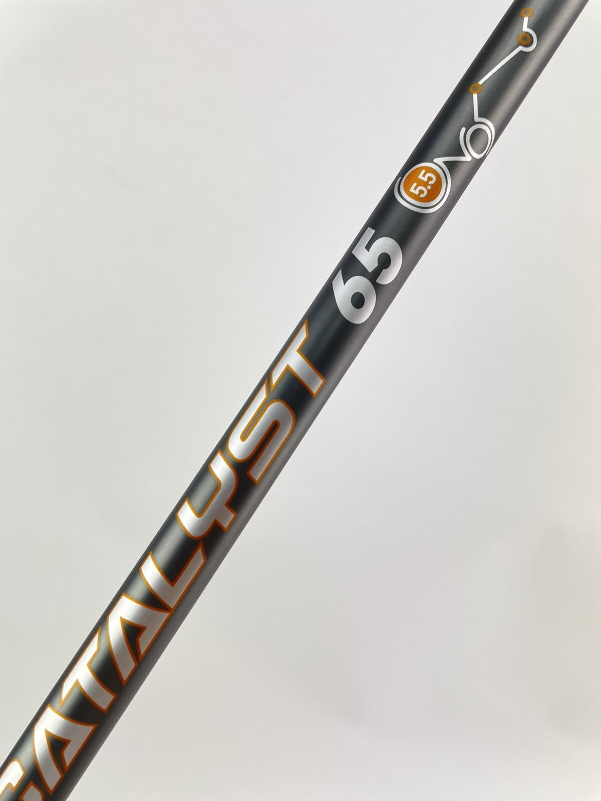 Catalyst 65 Iron Shaft 5.5 Regular Flex Graphite 35.5" /0.370 Parallel /220063