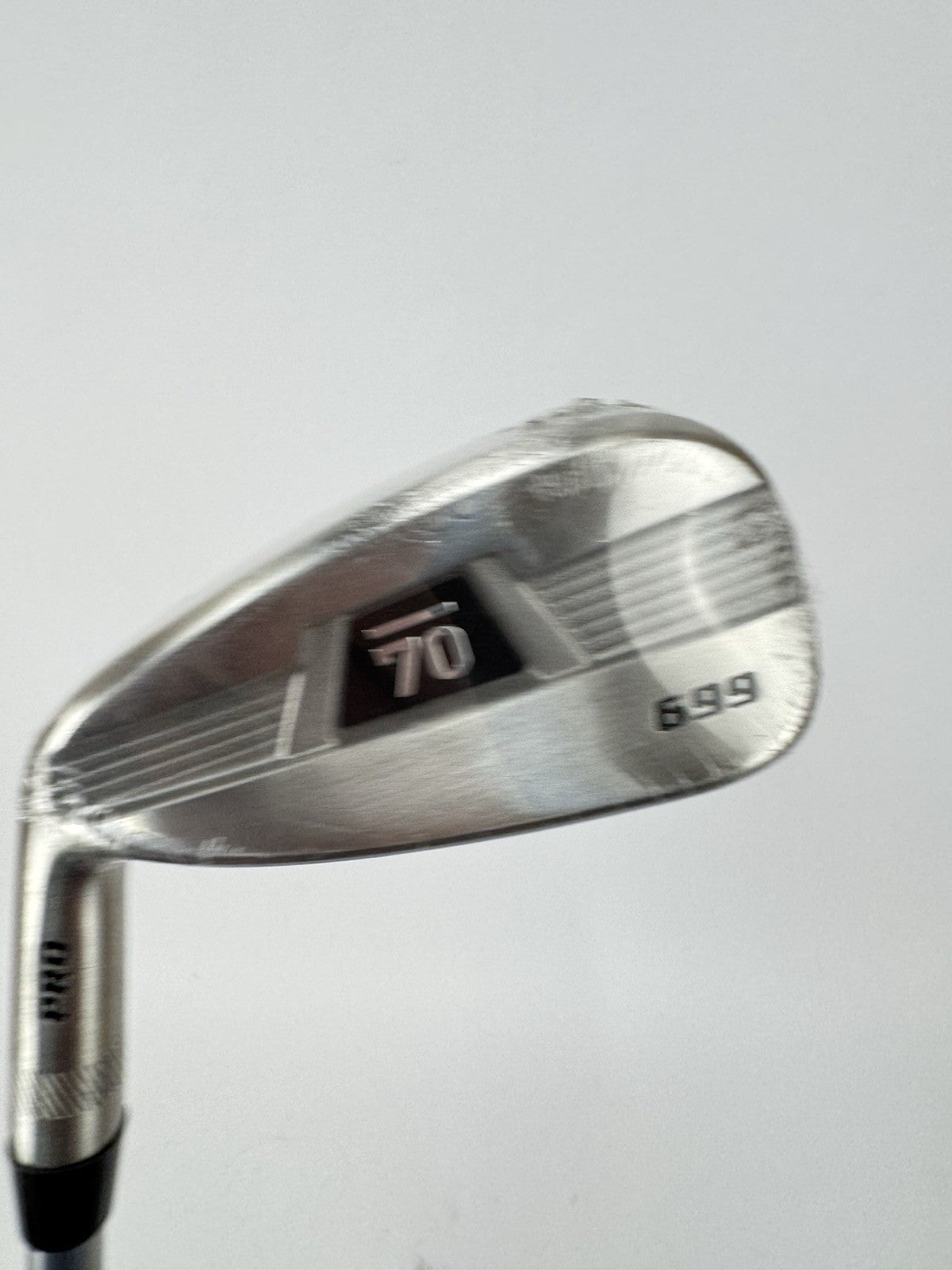 Sub 70 699 V2 Pro 4 Iron Utility 20* Left Handed Aldila Regular Graphite /339633