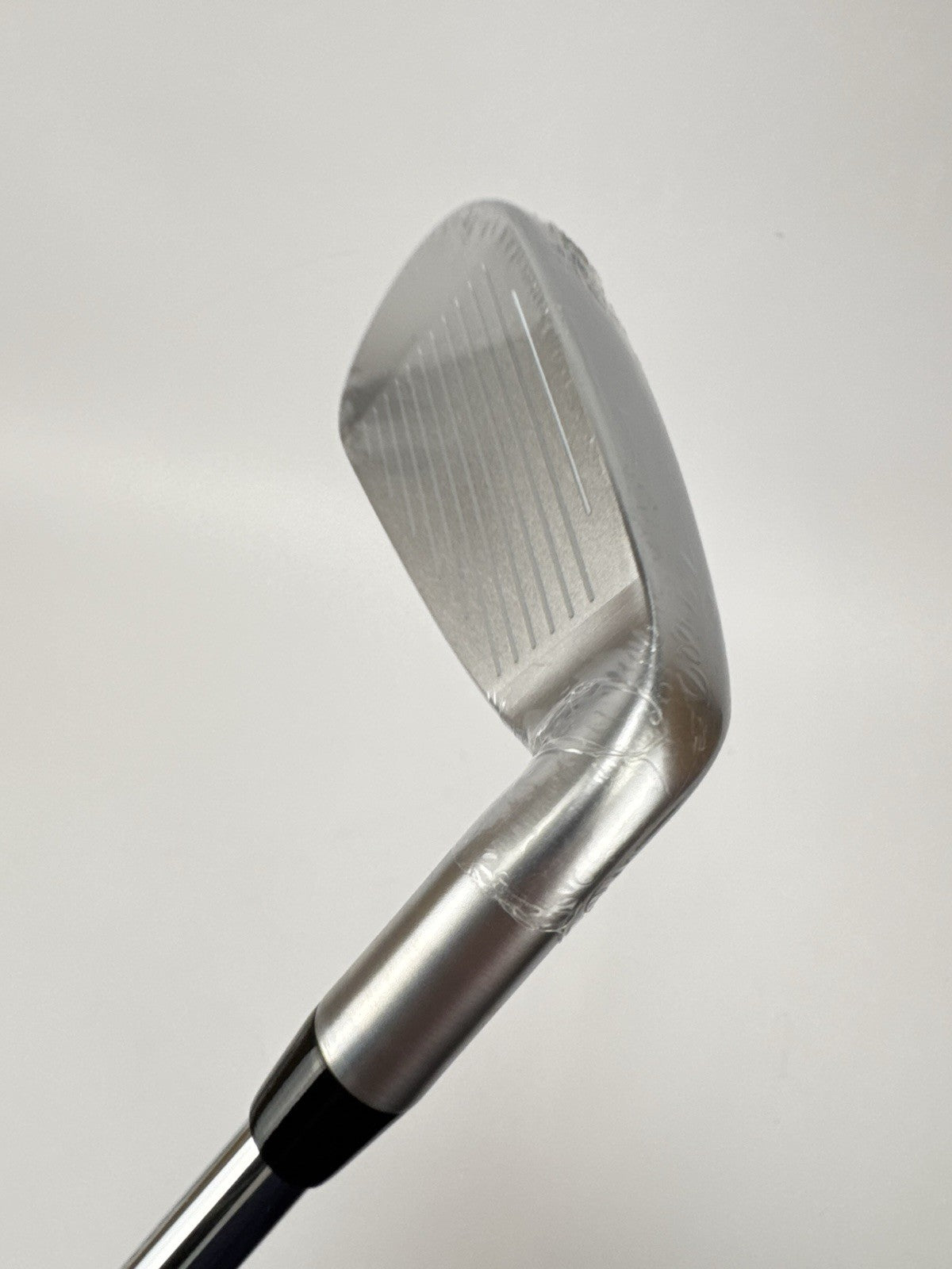 Cobra LTDX 4 Iron Left Handed KBS Tour 90 Regular Flex Steel/Brand New /357508