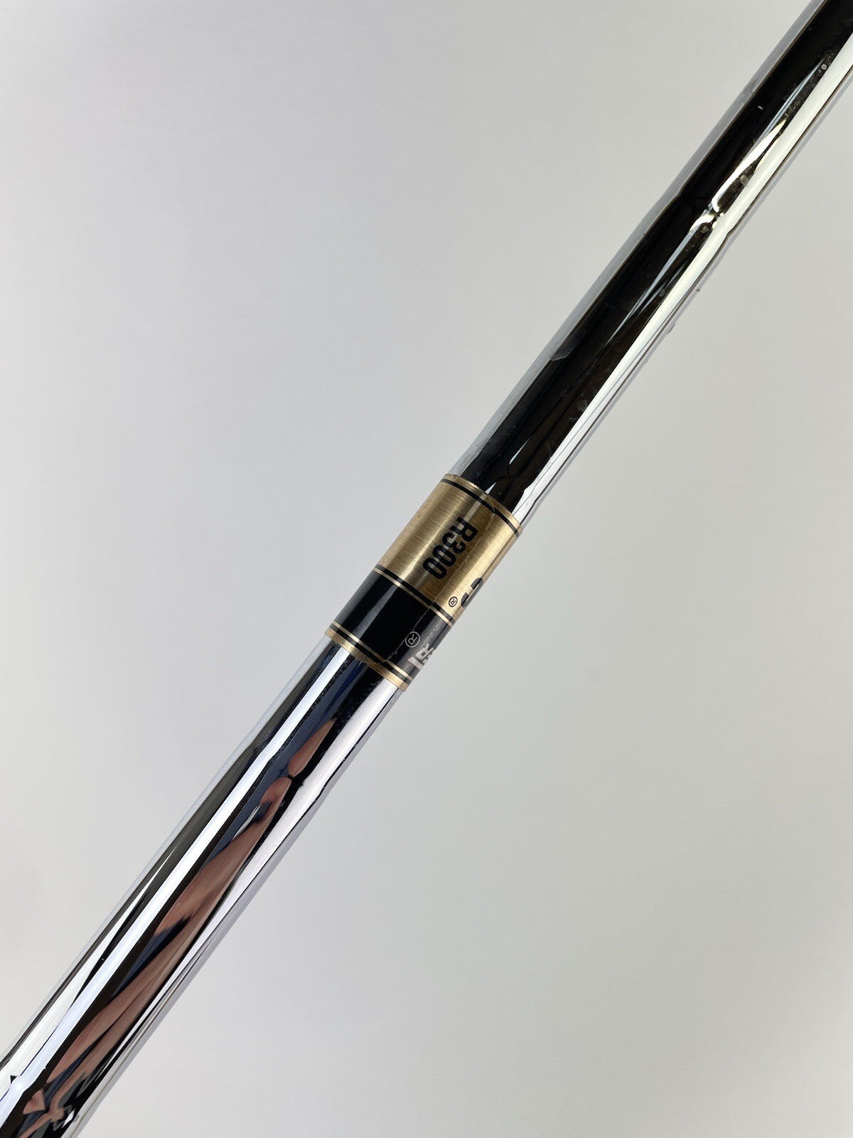 Dynamic Gold R300 Iron Shaft Regular Flex Steel 35.25" /0.355 Tapered /140854