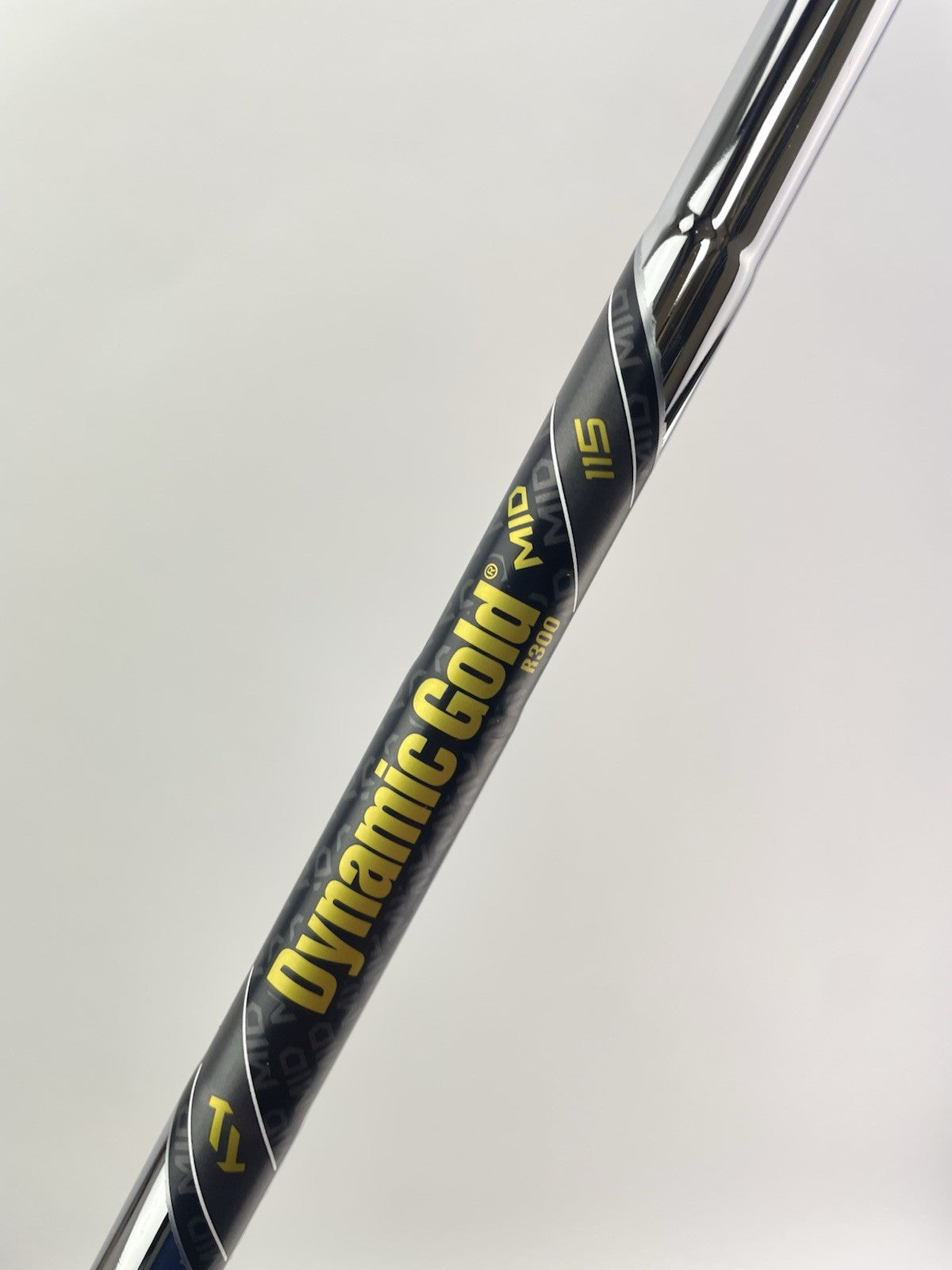 Dynamic Gold Mid 115 Iron Shaft Regular Flex Steel 35 /0.355 Tapered /265693