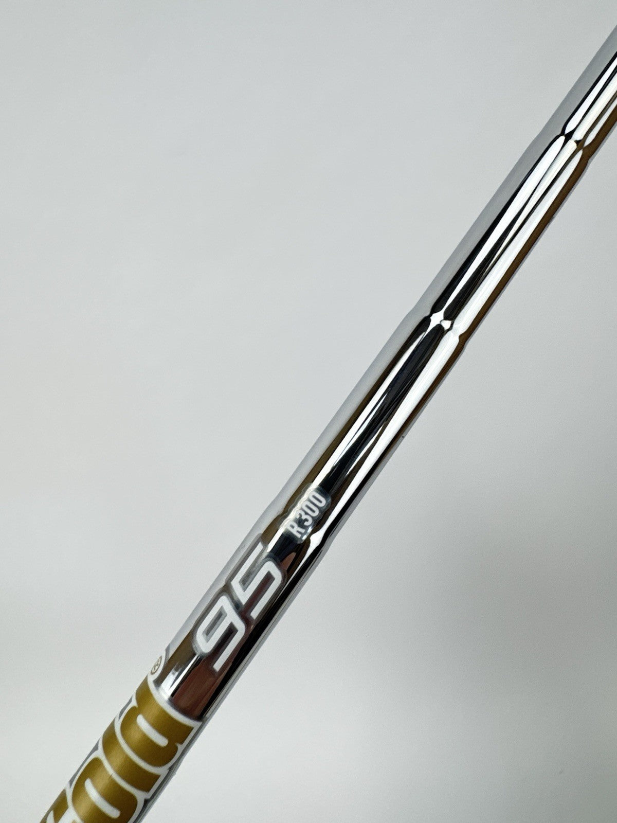 Dynamic Gold 95 Iron Shaft R300 Regular Flex Steel 35.25” /0.355 Tapered /335635