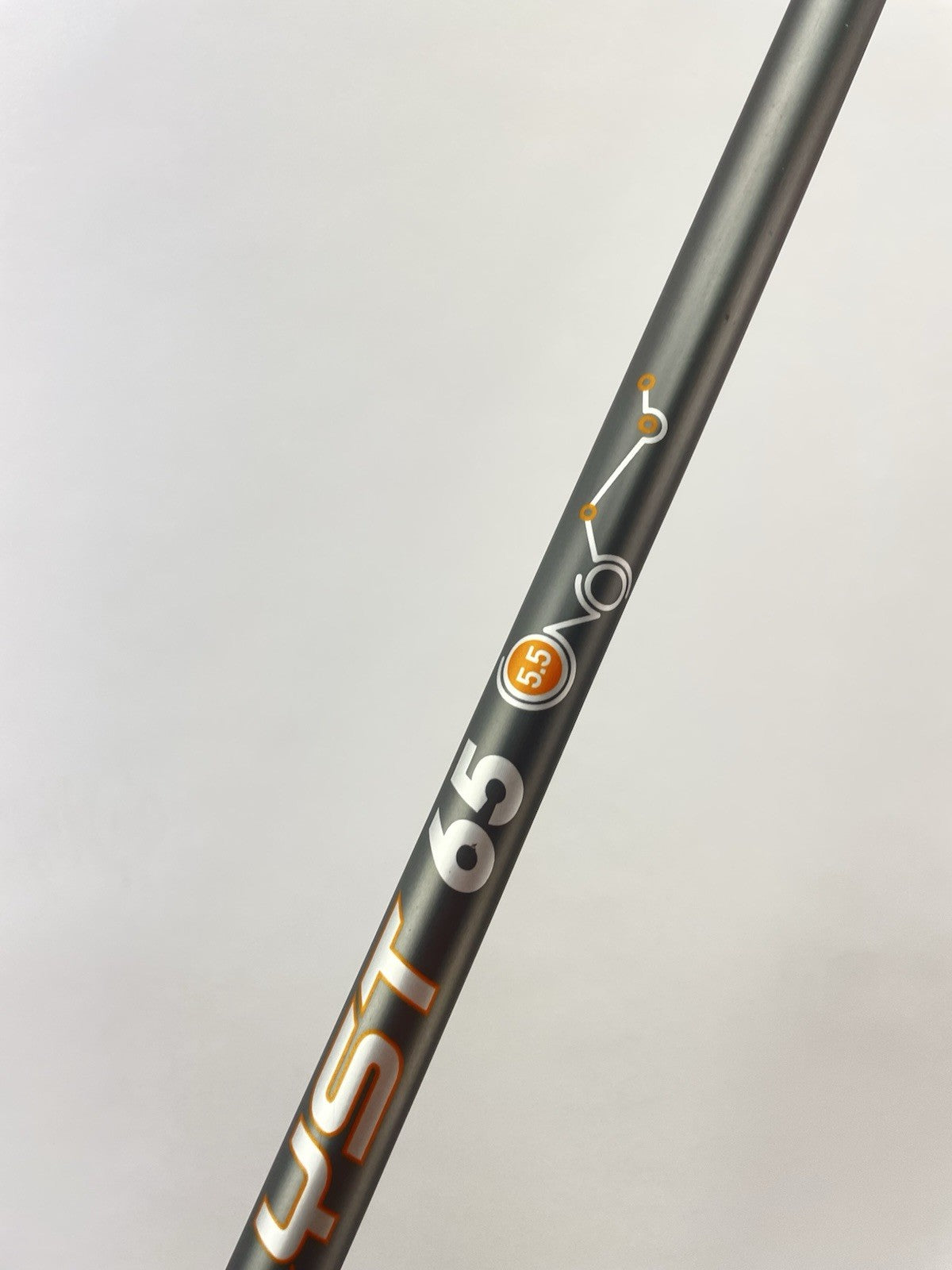 Catalyst 65 Iron Shaft 5.5 Regular Flex Graphite 35.5 /0.370 Parallel /254187